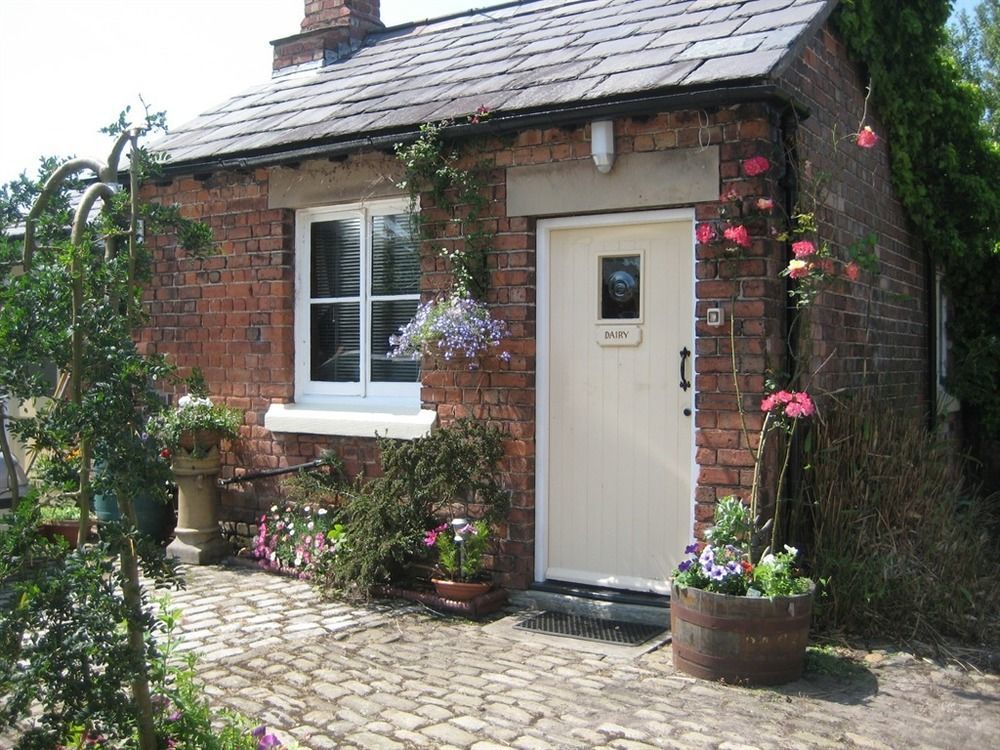 Martin Lane Farm Holiday Cottages Burscough Dış mekan fotoğraf